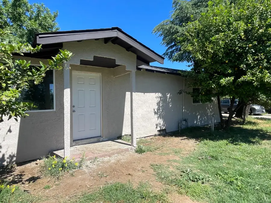 1785 W Hazelton Avenue, Stockton, CA 95203 - #2