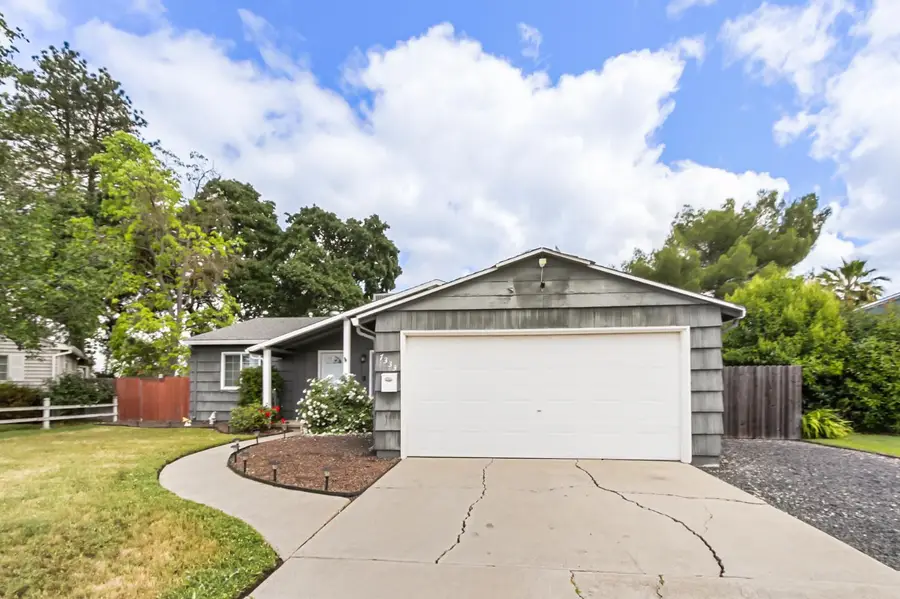 7333 Circle Parkway, Sacramento, CA 95823 - #2