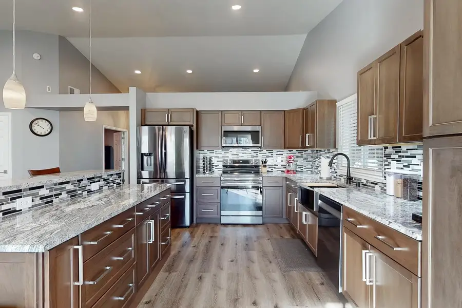 1805 Whispering Oaks Drive, Yuba City, CA 95991 - #2