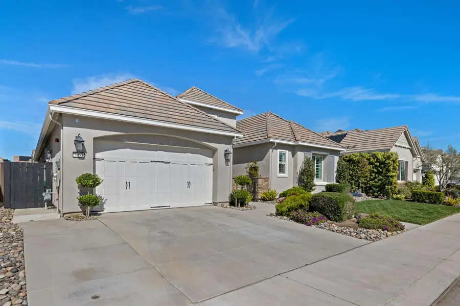 3053 Valencia Street, Lodi, CA 95342 - #2