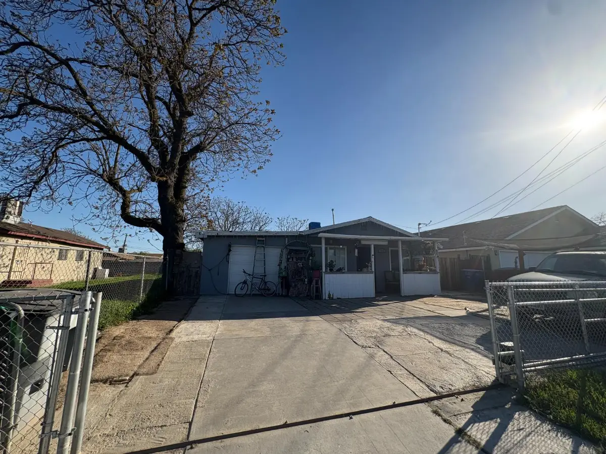 271 W Almy Avenue, Fresno, CA 93706 - #1