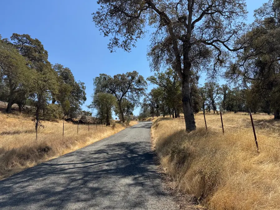 4944 Mary Harrison Mine Road, Coulterville, CA 95311 - #3