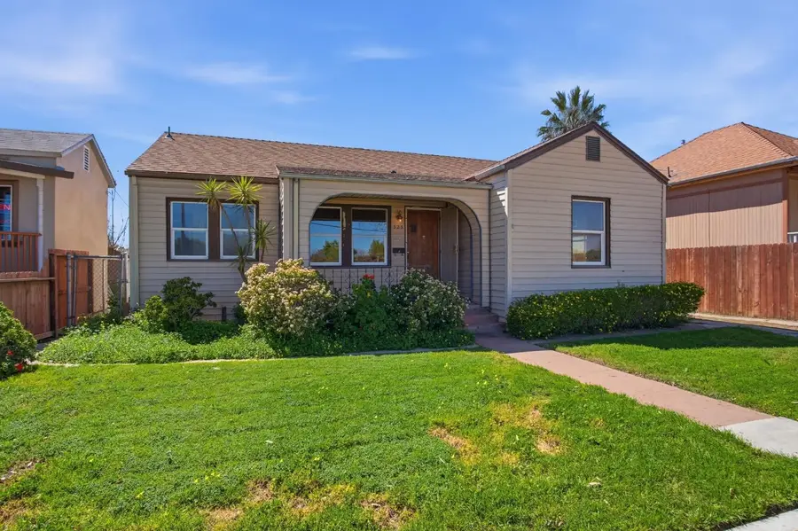 323 H Street, Los Banos, CA 93635 - #2