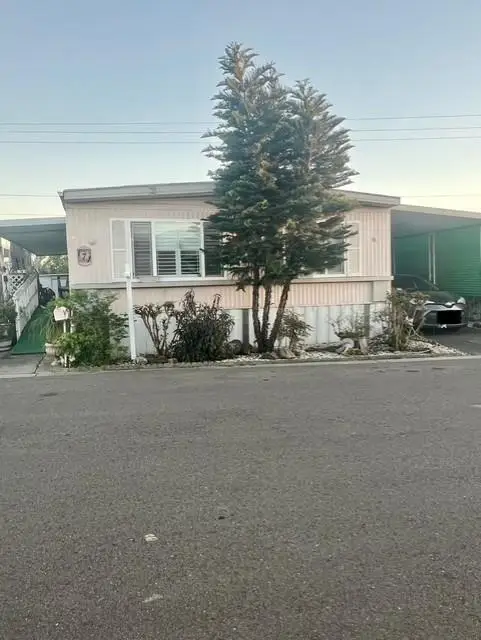 8600 West Lane #171, Stockton, CA 95210