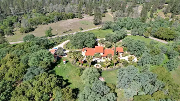 9735 Stackhouse Lane, Oregon House, CA 95962