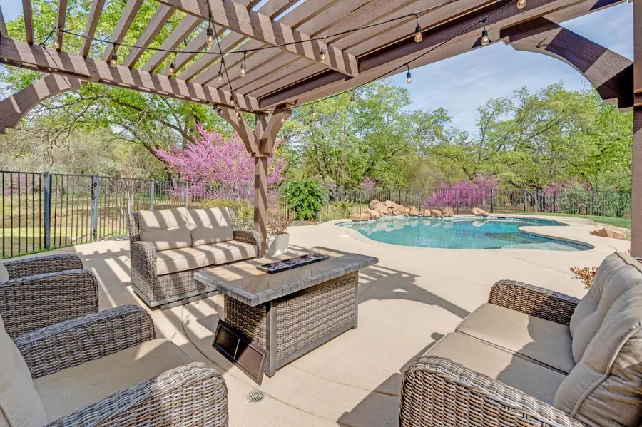 2015 Beaux Chenes Court, Shingle Springs, CA 95682 - #2