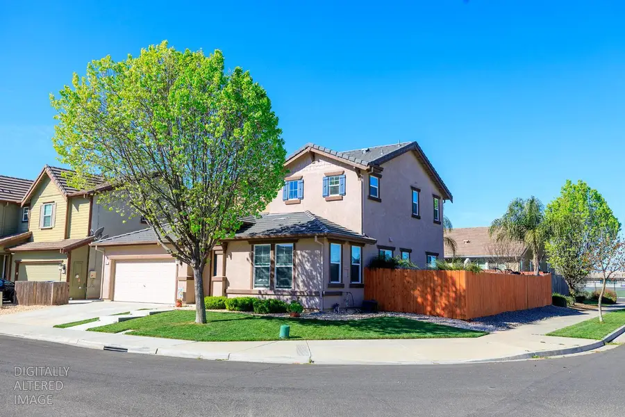 901 Haycastle Court, Newman, CA 95360 - #2