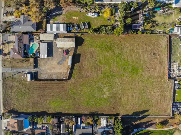 5025 El Paraiso Avenue, Sacramento, CA 95824