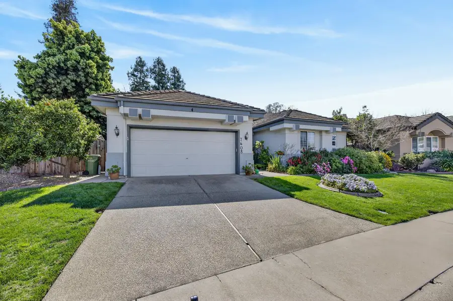 7608 Mendham Court, Elk Grove, CA 95758 - #2