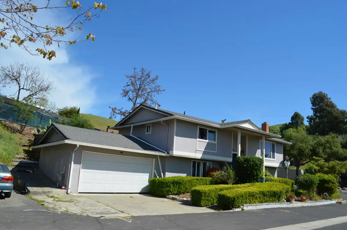 208 Appian Way, Union City, CA 94587 - #1