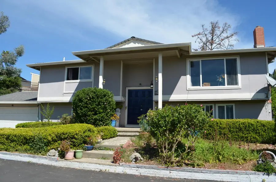 208 Appian Way, Union City, CA 94587 - #2