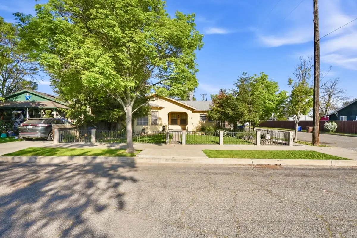 400 Monterey Avenue, Chowchilla, CA 93610 - #1