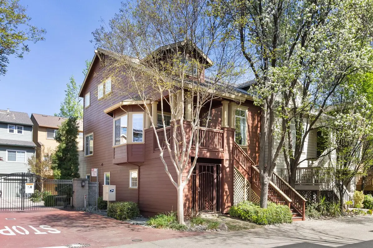 1237 Kondos Avenue, Sacramento, CA 95814 - #1