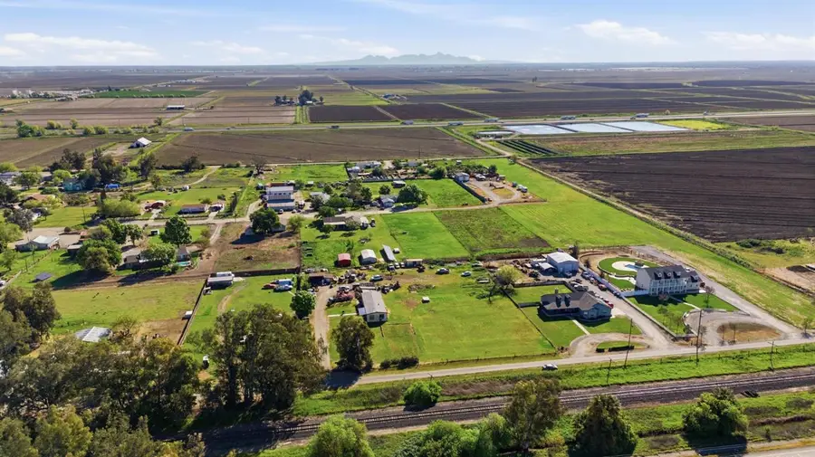 395 Railroad Avenue, Maxwell, CA 95955 - #3