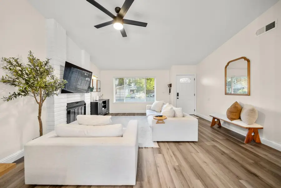 10981 Mira River Court, Rancho Cordova, CA 95670 - #3