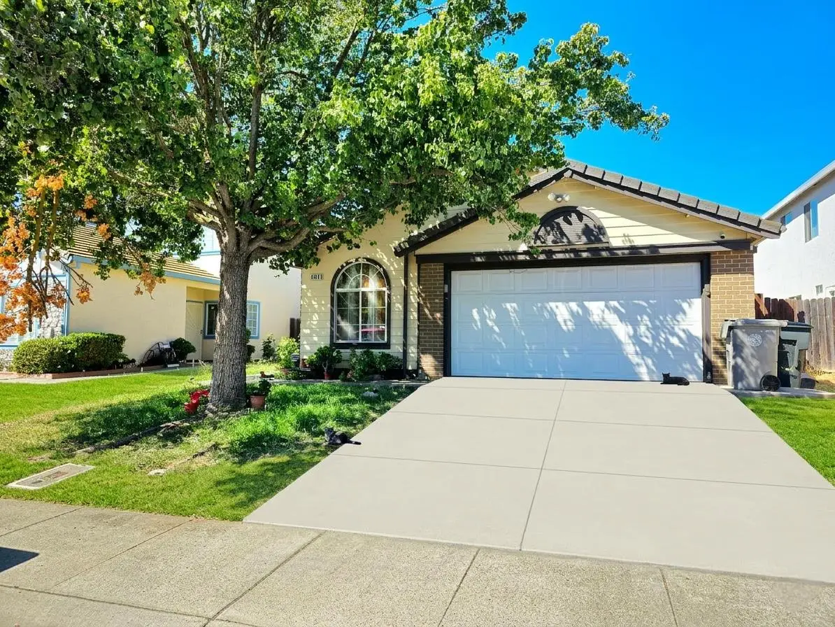 8568 Derlin Way, Sacramento, CA 95823 - #1