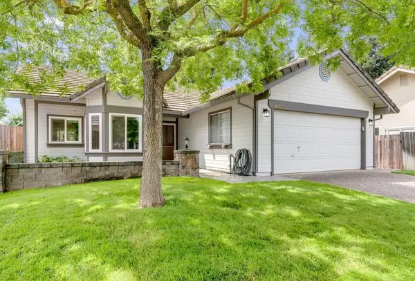 4520 Candle Court, Elk Grove, CA 95758