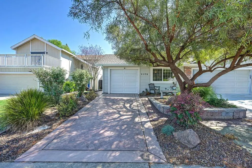 1172 Ravine View Dr, Roseville, CA 95661 - #1