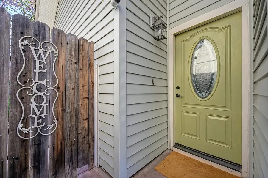 1172 Ravine View Dr, Roseville, CA 95661 - #3