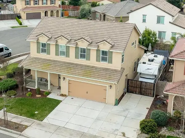 1521 Deborah Circle, Escalon, CA 95320