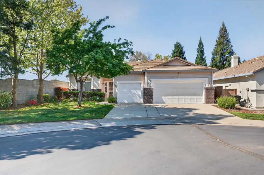 405 Dumas Court, Roseville, CA 95747 - #3