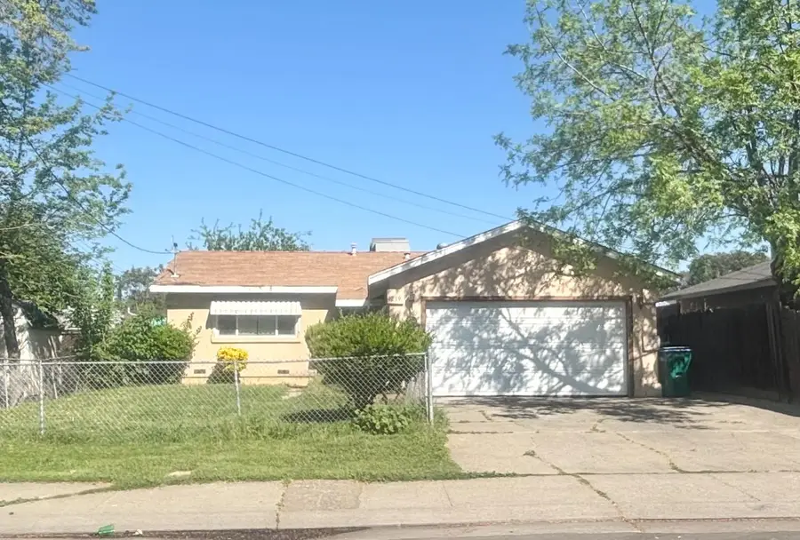1219 E 8th Street, Stockton, CA 95206 - #2