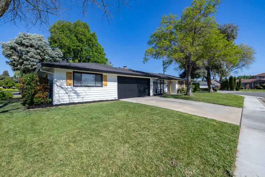 6211 14th Street, Sacramento, CA 95831 - #3