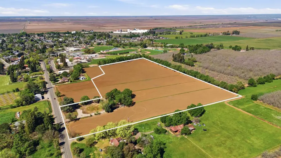 218 B Street, Biggs, CA 95917 - #3