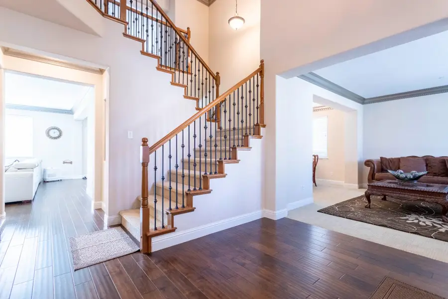 3049 Stonington, Roseville, CA 95747 - #2