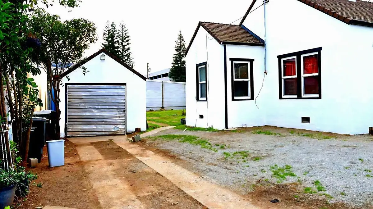 1332 Dixieanne Avenue, Sacramento, CA 95815 - #1