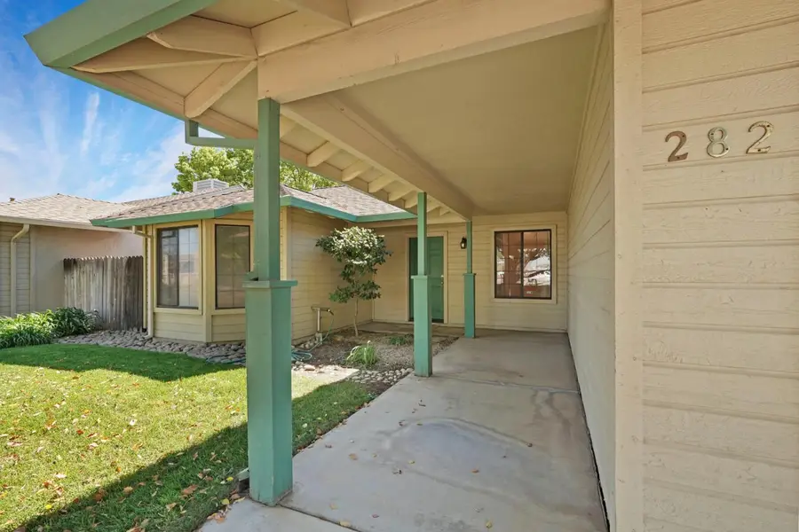 282 Ravenwood Way, Lodi, CA 95240 - #3