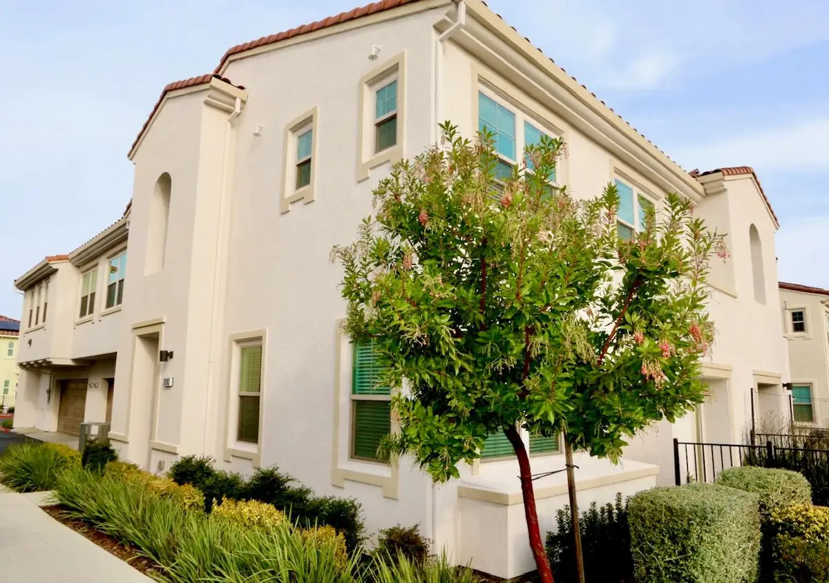 5301 E Commerce Way #33102, Sacramento, CA 95835 - #1