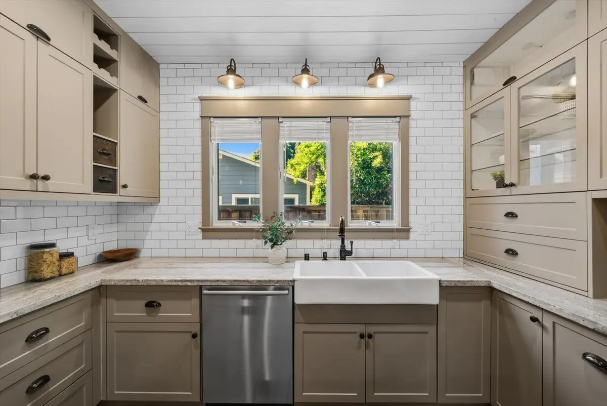 1121 4th Street, Davis, CA 95616 - #1