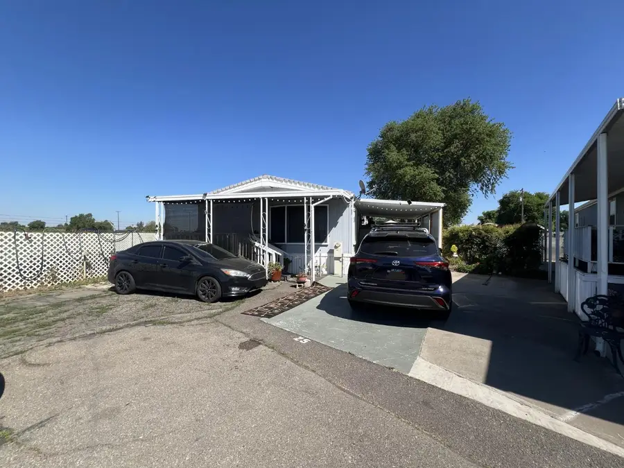 4501 Wilson Way #25, Stockton, CA 95205 - #2