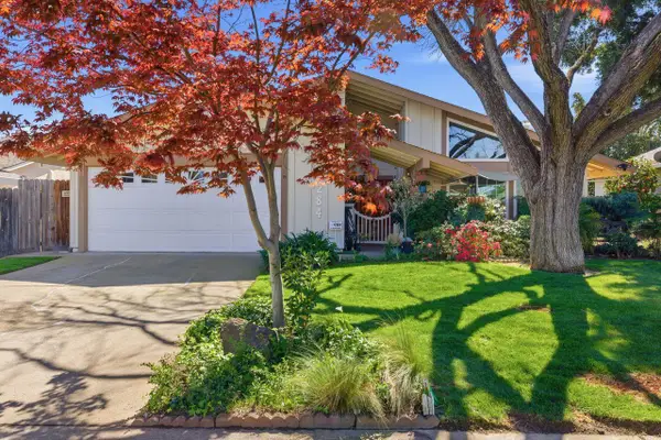 9284 Linda Rio Drive, Sacramento, CA 95826