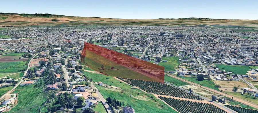 0 N Main, Porterville, CA 93257 - #3