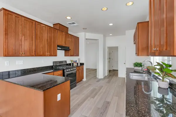 2385 S Rock Creek Drive, Los Banos, CA 93635