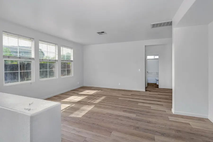 2385 S Rock Creek Drive, Los Banos, CA 93635 - #2