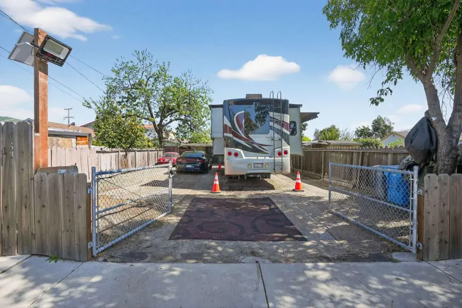 4612 Fisher Avenue, San Jose, CA 95127 - #2