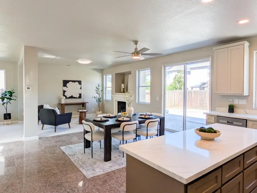 3907 Montana Street, Stockton, CA 95212 - #2