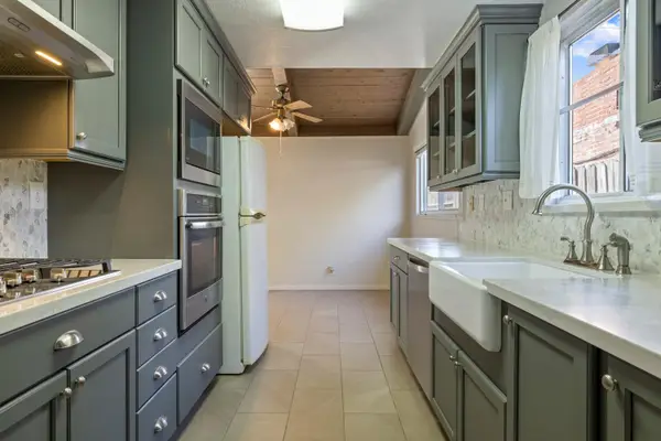 1928 Rosecrans Way, Stockton, CA 95207