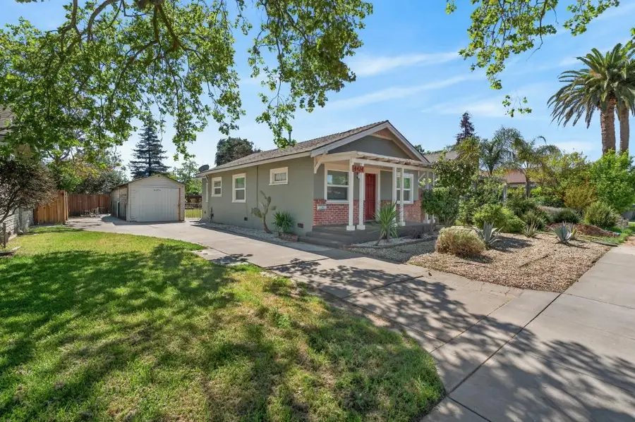 4424 12th Avenue, Sacramento, CA 95820 - #2