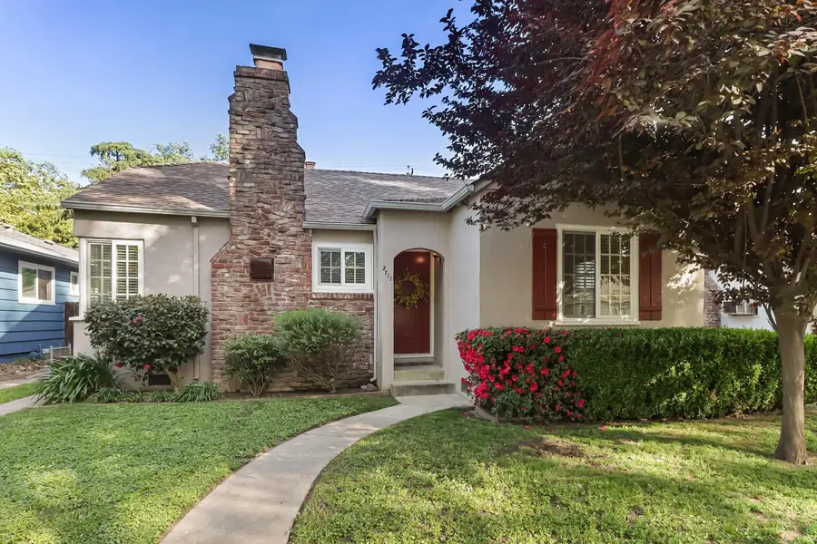 2711 17th Street, Sacramento, CA 95818 - #2
