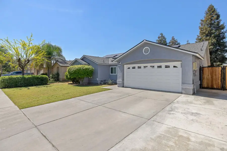 517 Tucker Avenue, Sanger, CA 93657 - #2