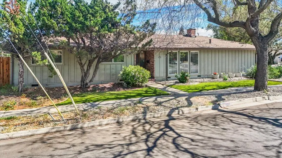 1424 Rose Avenue, Modesto, CA 95355 - #2