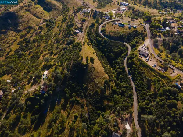 3290 Leckie Road, Valley Springs, CA 95252