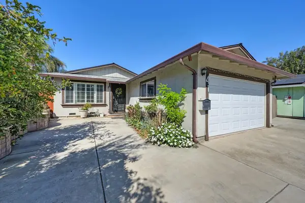 41 W Kavanagh Avenue, Tracy, CA 95376