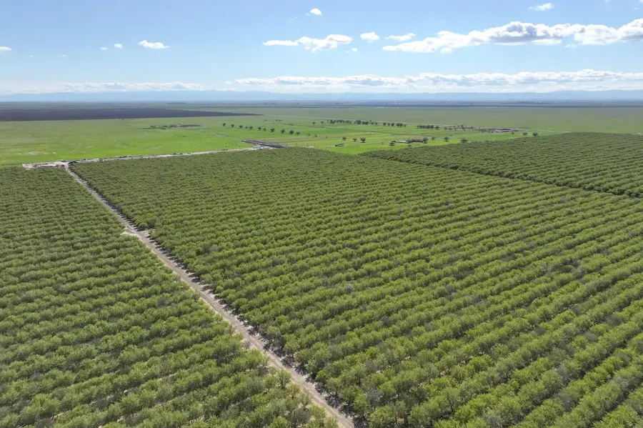 11885 Road 9, Madera, CA 93637 - #2