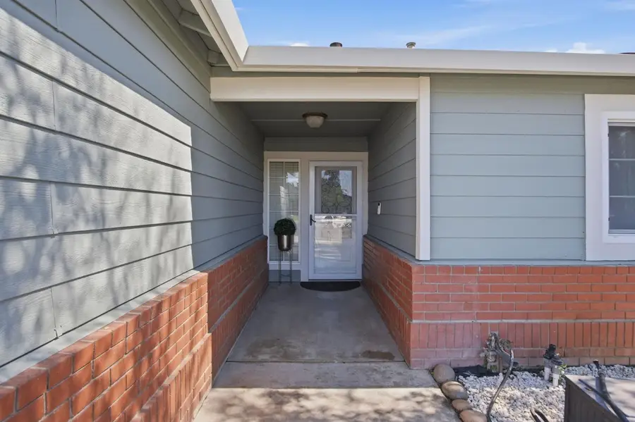 5918 Secretariat Court, Riverbank, CA 95367 - #2