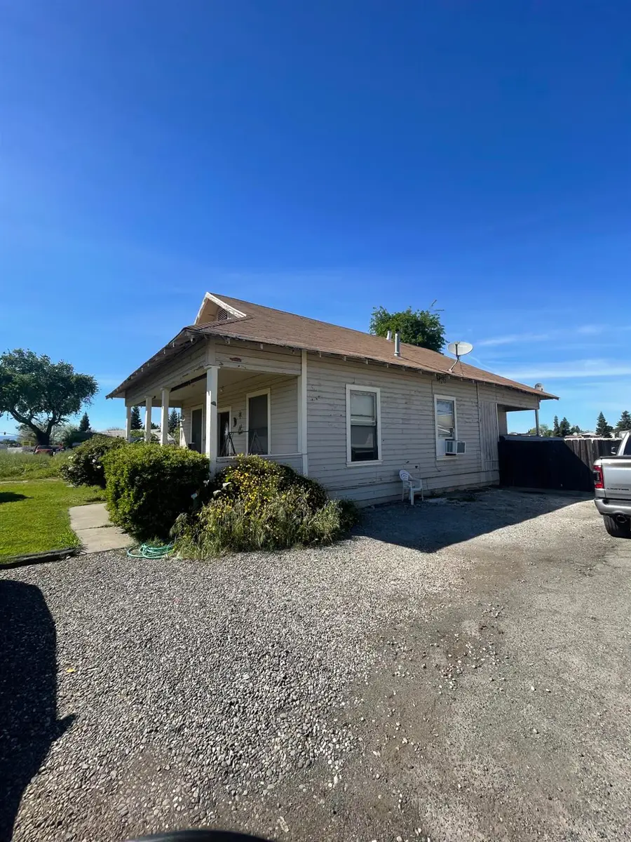 356 W Main Street, Woodland, CA 95695 - #2